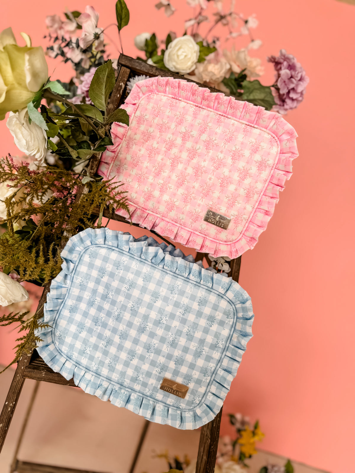 Ruffled Nylon Pouch XL