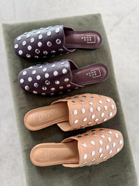 Aretha Flats