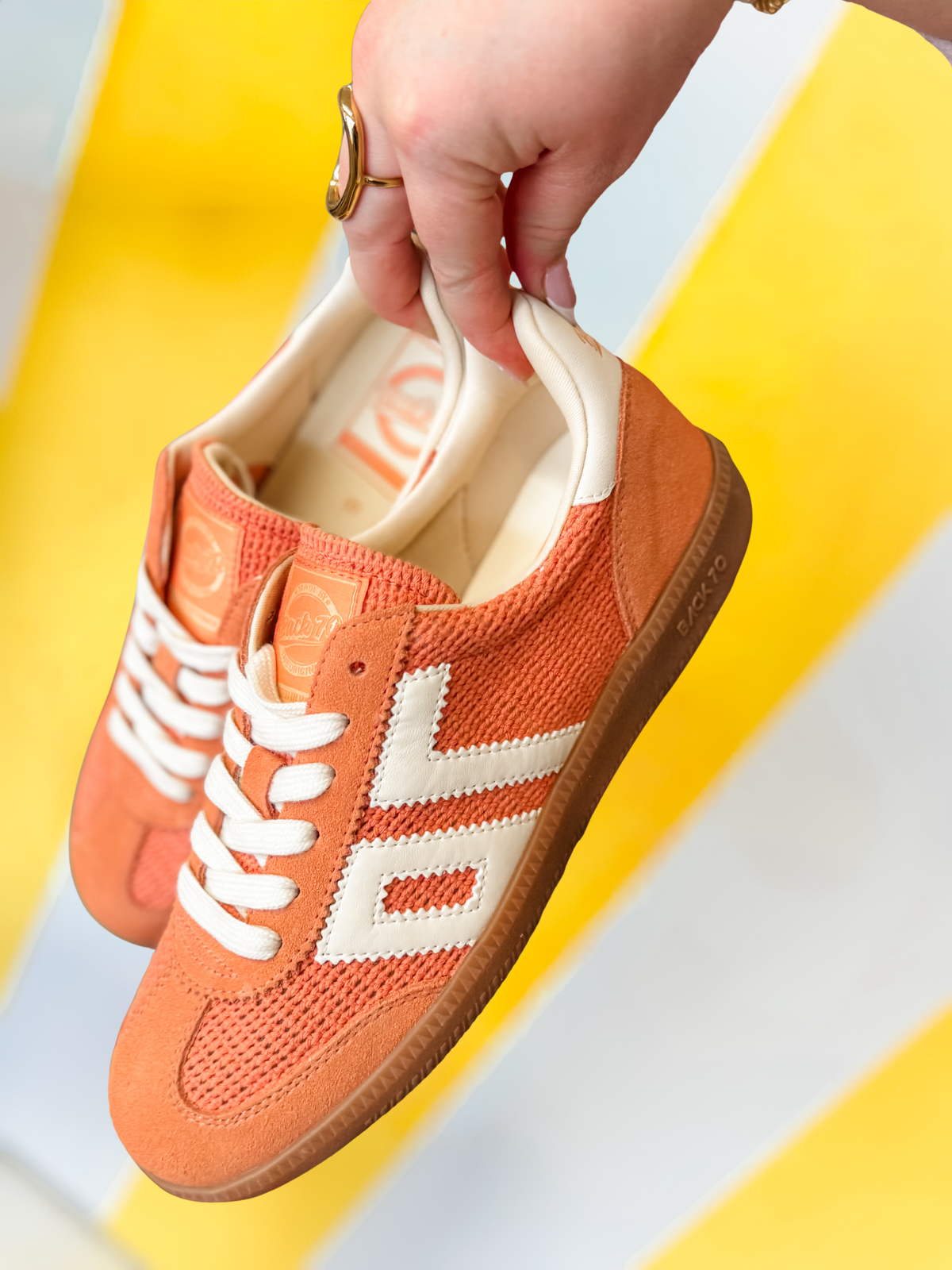 Ghost C26 Peach Back 70s