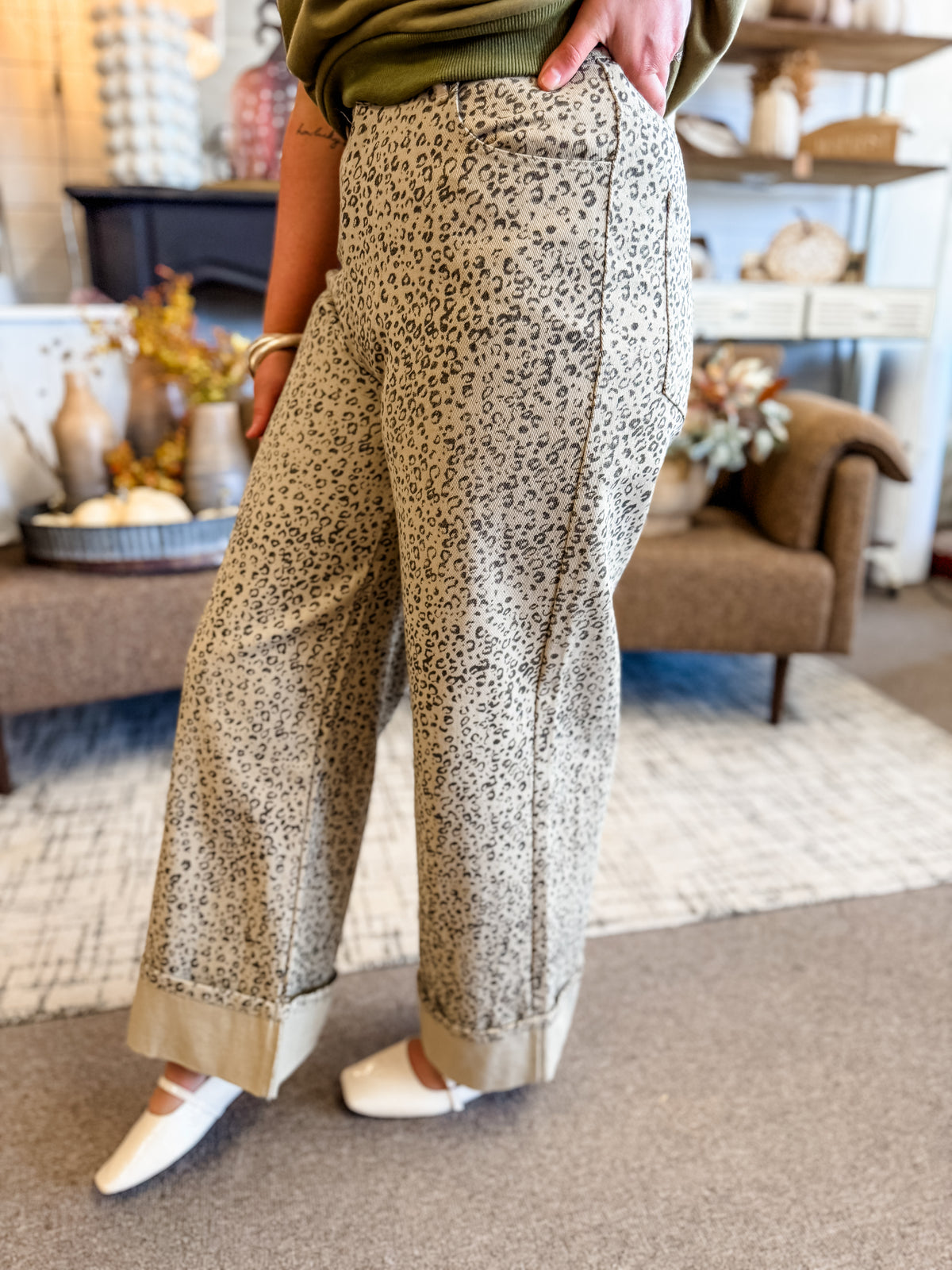 Mia Leopard cuffed denim