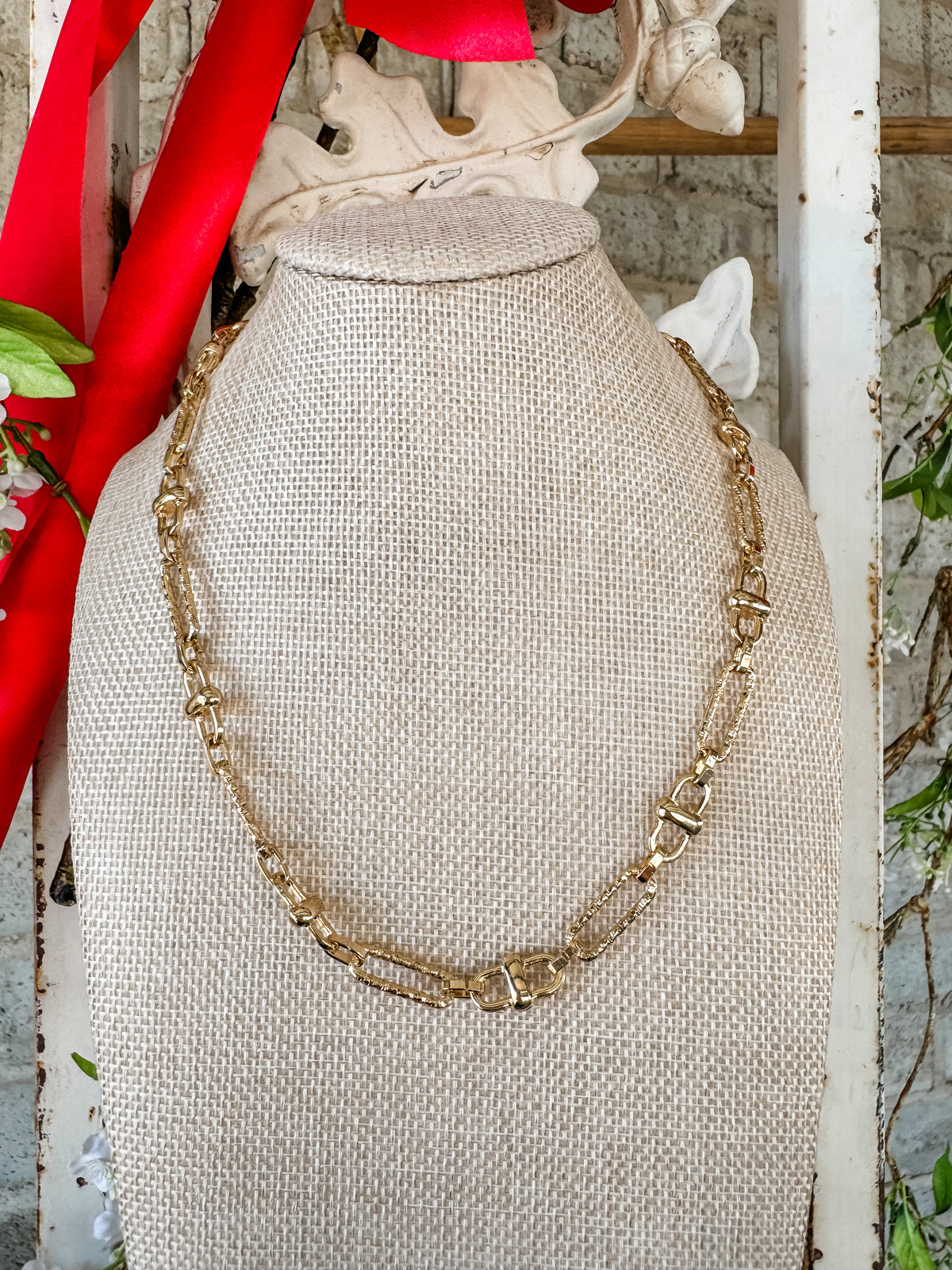 Signature Chain Necklace