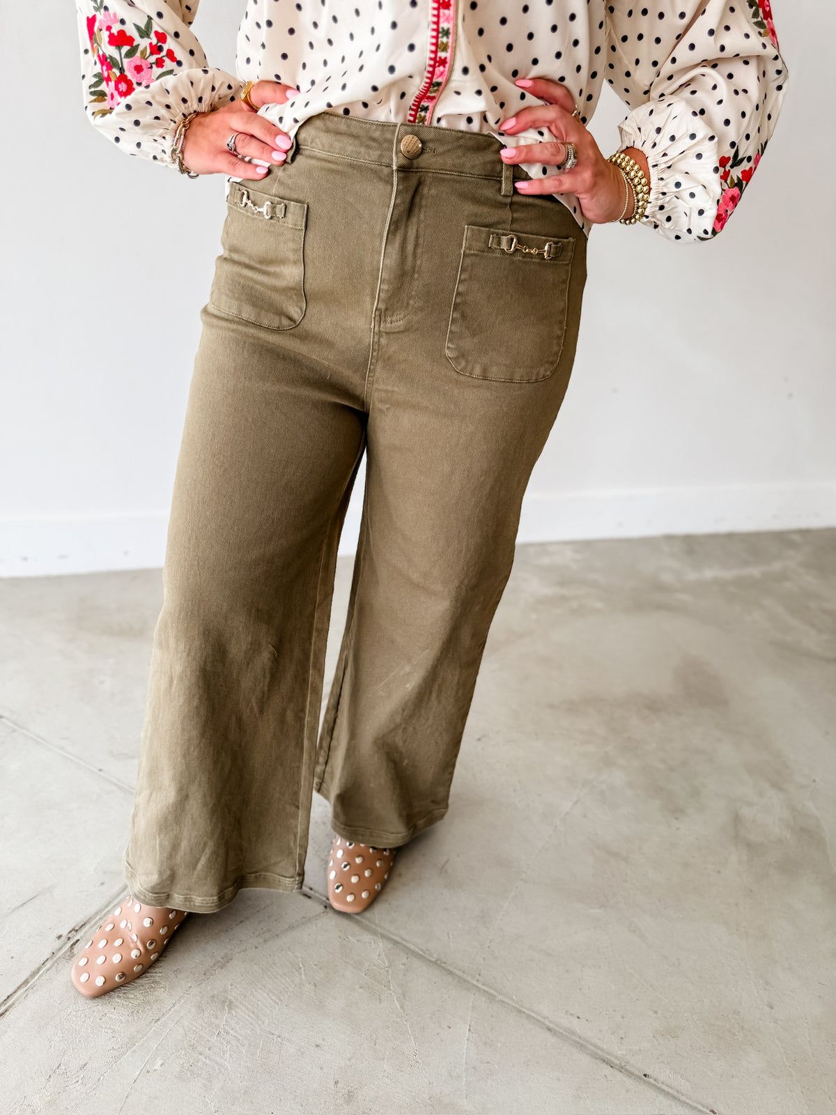 Olive Jeans