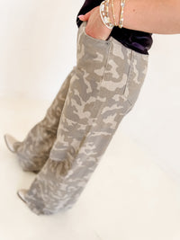 Nori Light Brown Camo Jeans