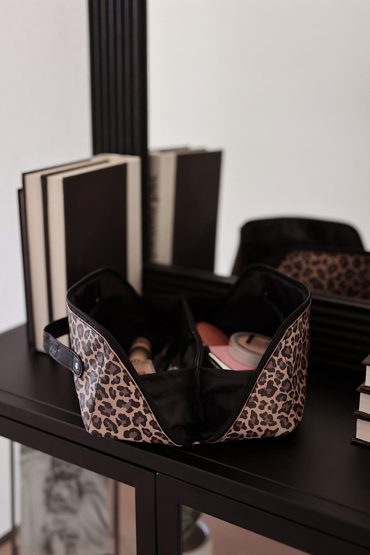 Hold All Cosmetic Bag-Traditional Cheetah
