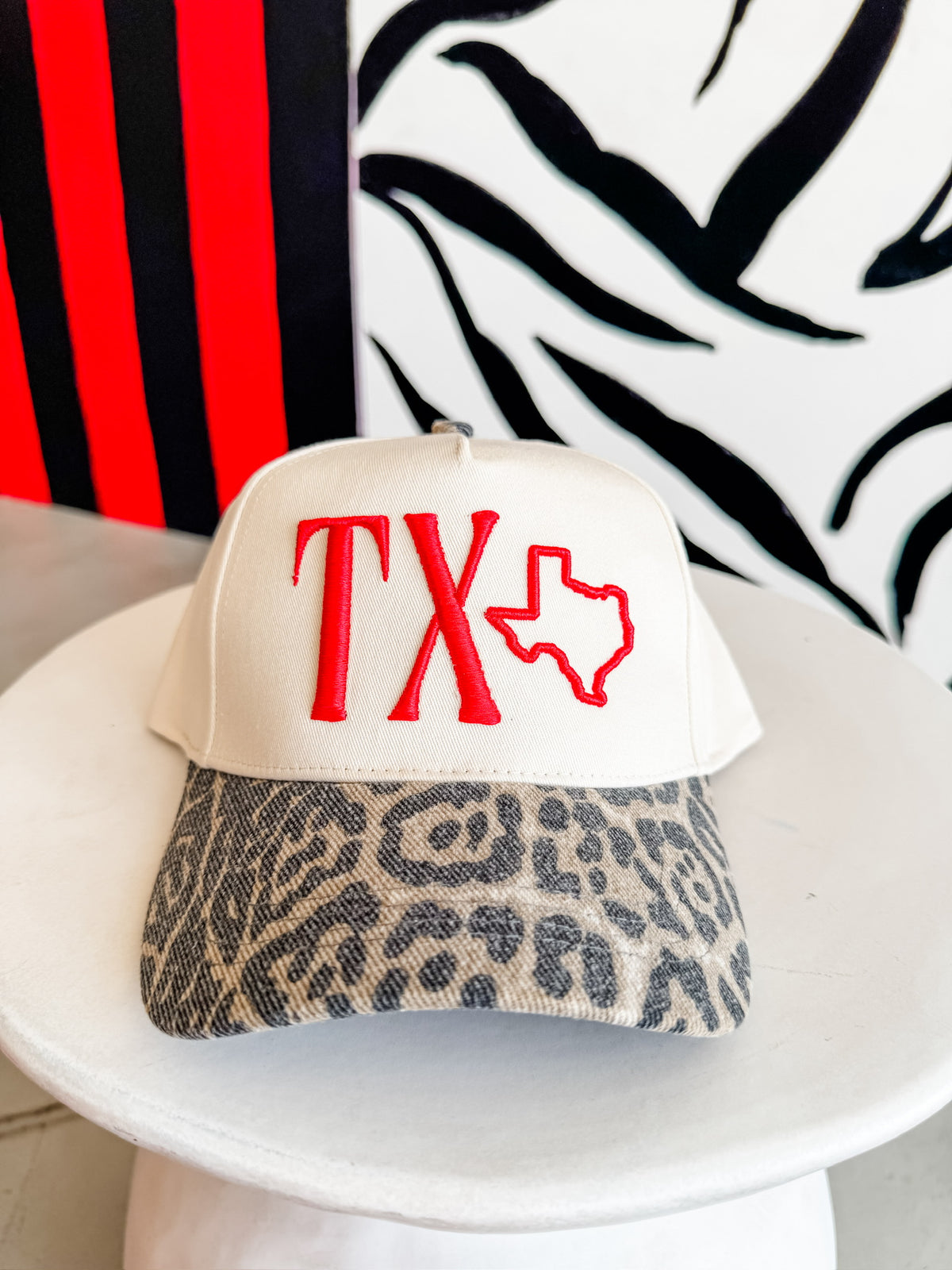 Tx leopard hat