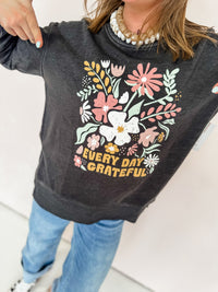 Every Day Grateful Pullover