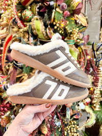 Easter FL Taupe Butter Back 70s