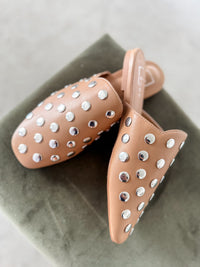 Aretha Flats