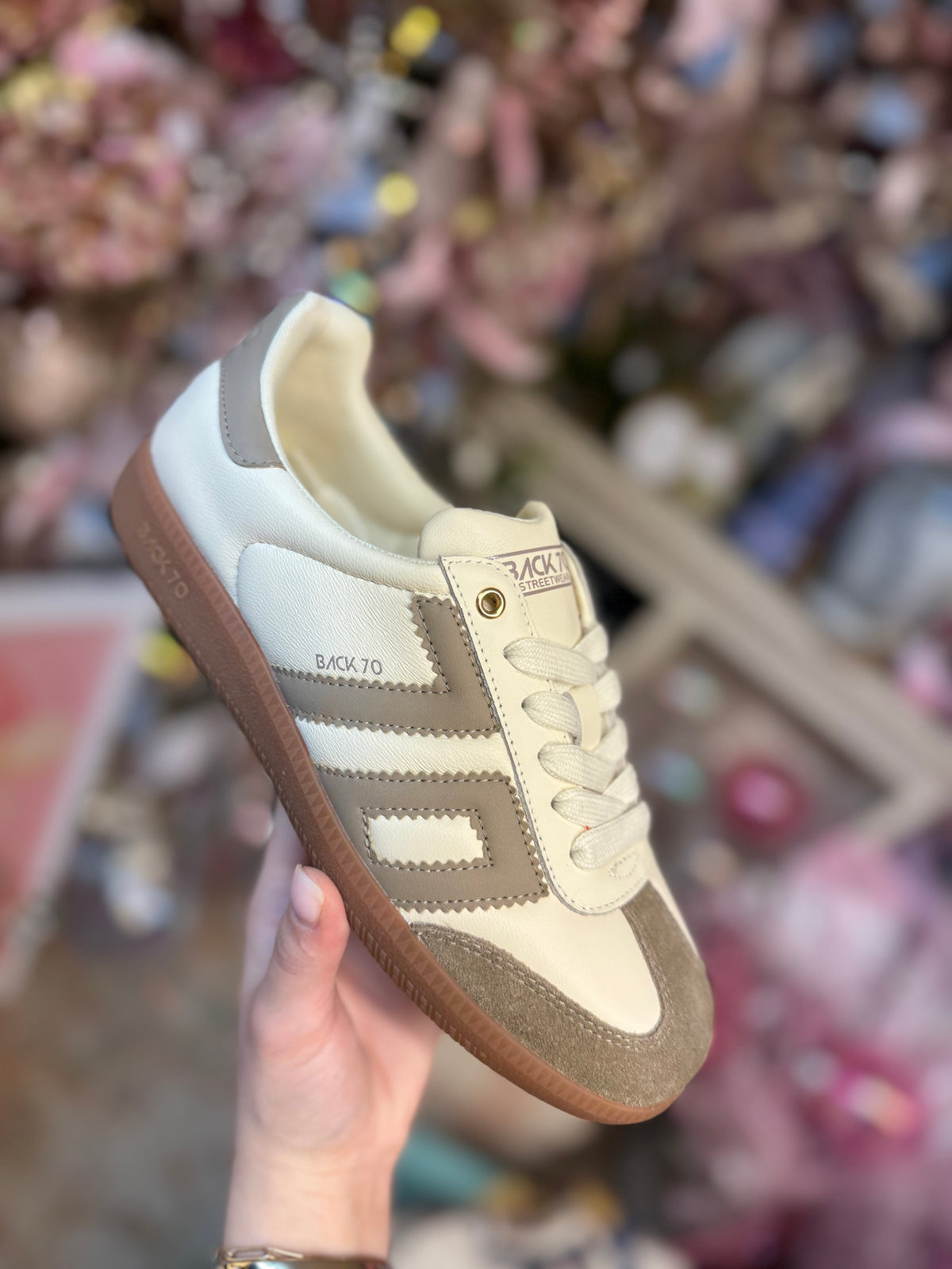 Cloud NM Milk Taupe Back 70s