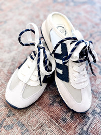 Venice white navy back 70’s