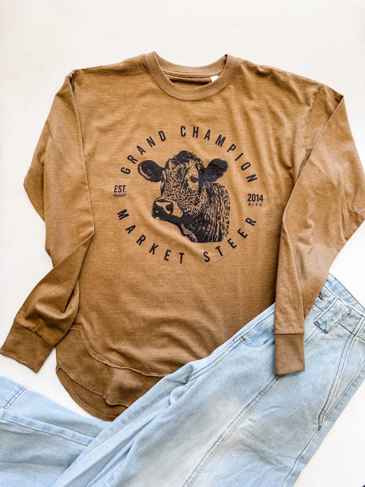 Grand Champion Market STEER Carpenter Brown High Low Long Sleeve Tee