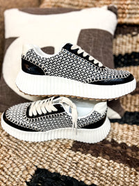 Selina Sneakers- Black
