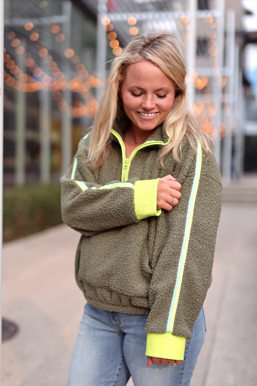 Around The Clock Teddy Quarter Zip Pullover (Olive)