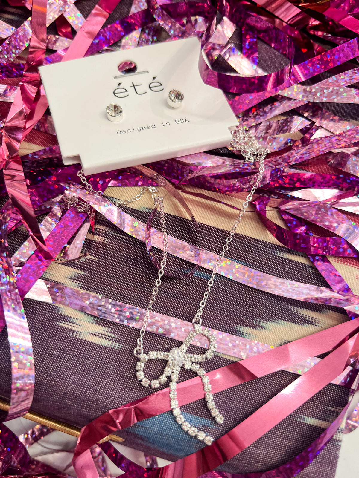 Sparkle Bow Necklace Set