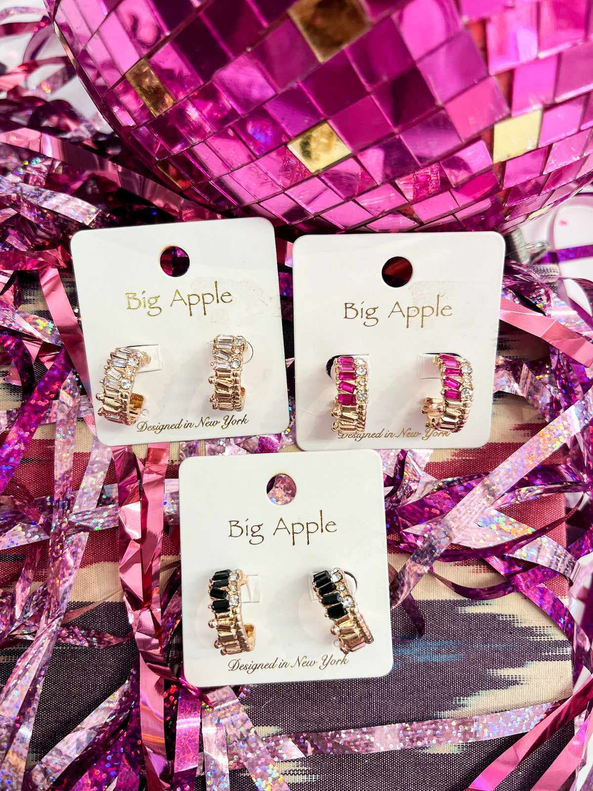 Crystal Huggies